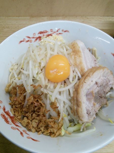 「塩＋汁なし　８５０円＋７０円」@ラーメン 登良治郎の写真