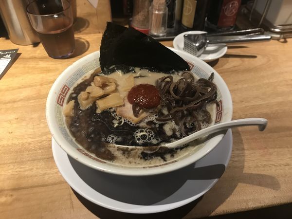 「アカマルベース」@一風堂 SHIROMARU-BASE 金山店の写真