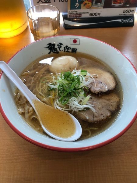 「鬼塩ラーメン+味玉」@鬼そば 藤谷の写真