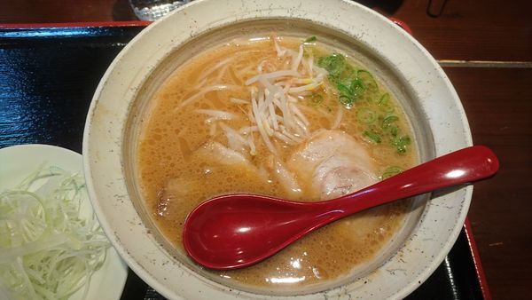 「ラーメン(替え玉)」@生守らーめん 西条店の写真