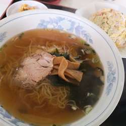 Ａランチ(炒飯+醤油ラーメン)