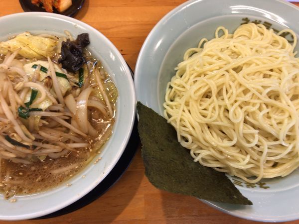 「野菜たっぷりつけ麺・酢なし味薄目890円」@ラーメンショップ椿 二本松店の写真