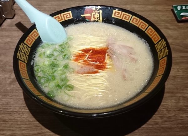 「ラーメン +替玉」@一蘭 東大宮店の写真