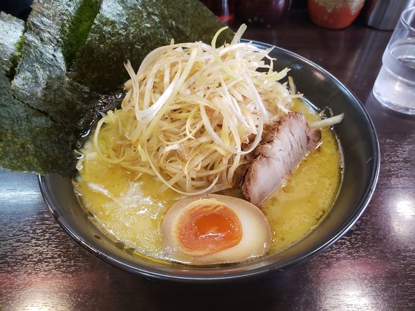 「道楽ラーメン　カタメオオメ」@ラーメン道楽 蒲田店の写真