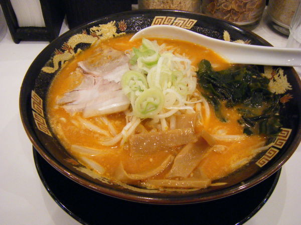 「激辛味噌らーめん」@北海道らーめん みそ熊 新橋店の写真