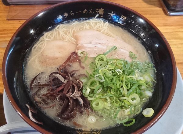 「博多ラーメン （はりがね〜はりがね）」@博多ラーメン 清水屋の写真