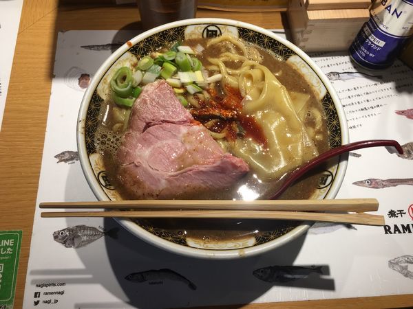 「煮干しラーメン ¥820」@すごい煮干ラーメン凪 西新宿7丁目店の写真