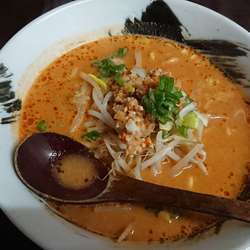 みそ担々麺 850円