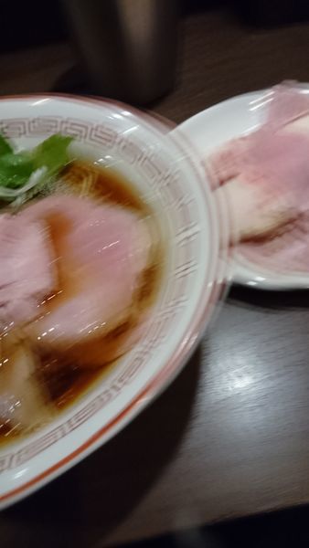 「黒ラーメン」@八咫烏の写真