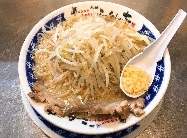 「塩らーめん並＋無臭ニンニク」@らーめん大 蒲田店の写真