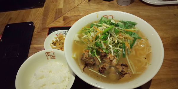 「炙り味噌コロチャと10種の野菜ラーメン」@喜多方ラーメン坂内 新宿パークタワー店の写真