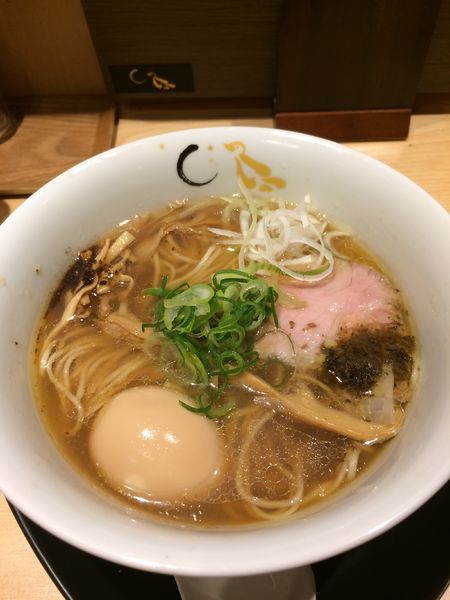 「味玉そば(醤油)950円」@SOBAHOUSE 金色不如帰 新宿御苑本店の写真
