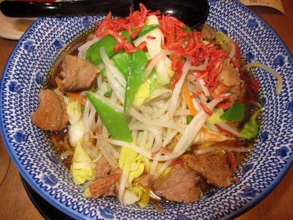 「春野菜とさくらエビのとんさいらーめん醤油　850円（限定）」@麺処直久 新橋店の写真