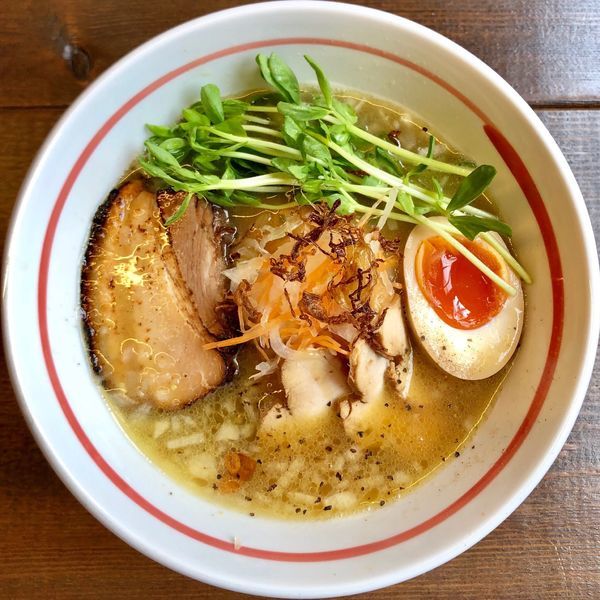 「鶏白湯と煮干しのWスープ (870円)」@麺屋 秀ちゃんの写真