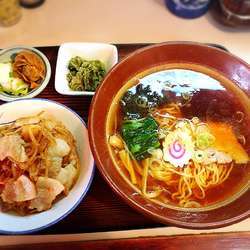 昔風ちぢれラーメン￥450