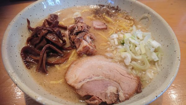 「みそラーメン」@つじ田 味噌の章の写真