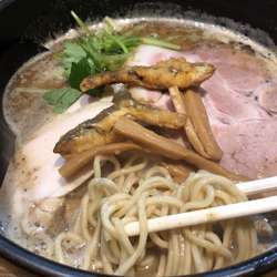 煮干しそば＋大盛