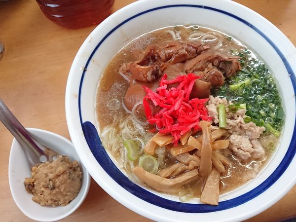 「【4月限定】PIG’ｓ FOOT（足2本）」@MENYA 食い味の道有楽の写真