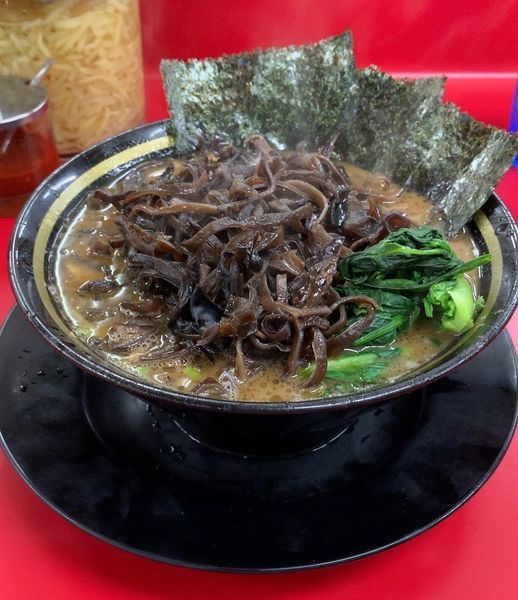 「チャーシューメン チャーシュー5枚 キクラゲ」@家系ラーメン 王道 いしいの写真