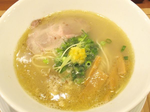 「濃厚鯛らーめん（塩）（780円）」@鯛塩らーめん 狛龍の写真