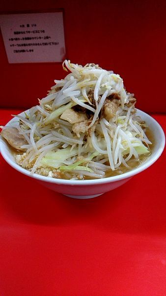 「ラーメン豚入り900円全部多め」@ラーメン二郎 松戸駅前店の写真