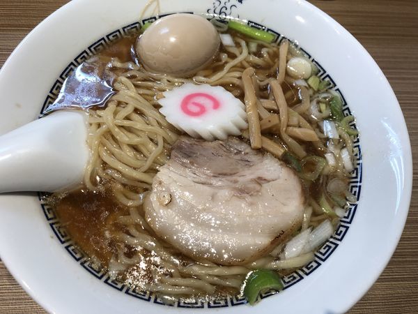 「味玉白中華そば」@中華そば 六感堂の写真