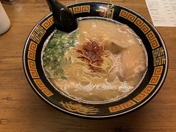「ラーメン890➕替玉190＝1080円」@天然とんこつラーメン 一蘭 那覇国際通り店の写真