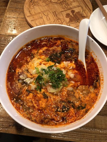 「ユッケジャンラーメン　864円」@beef by KOHの写真