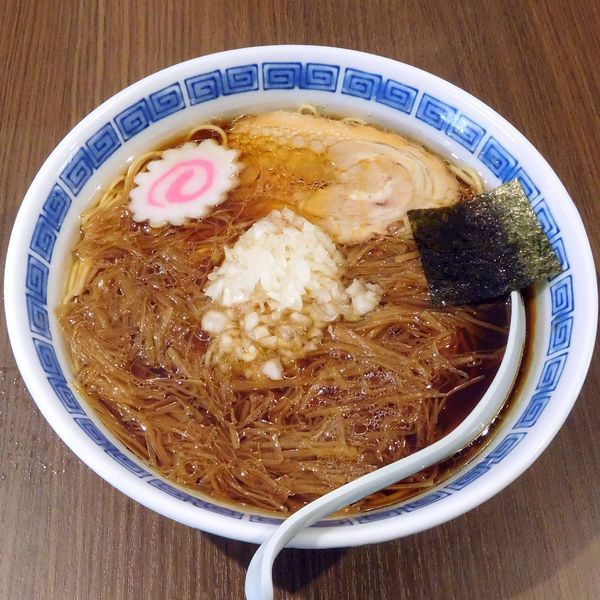 「メンマラーメン 並（900円）」@中華そば専門店 味幸 新宿御苑店の写真
