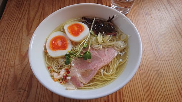 「極み塩(味玉子付き)」@ホット・エアー・コーポレーションの写真