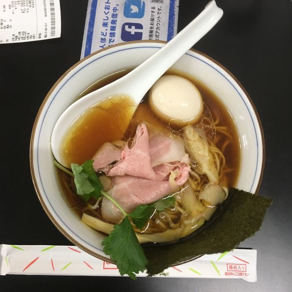 「四つ葉そば 味玉」@中華そば 四つ葉 全国味の逸品会の写真
