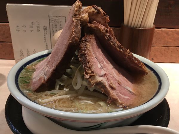 「チャーシュー麺（塩）＋煮玉子」@神名備の写真