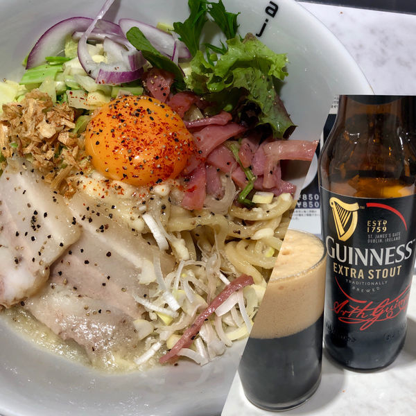 「カルボナーら＋世界のビール（GUINNESS）」@ajito ism shinjuku baseの写真