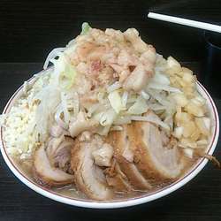 小豚ラーメン限定全マシ