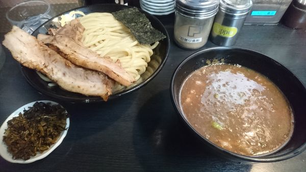「濃厚豚骨つけ麺(中盛)+肉増し半分」@無鉄砲 つけ麺 無極の写真