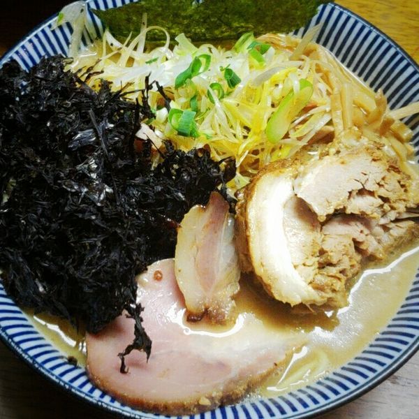 「【Special】ネギラーメン ８５０円＋バラ海苔トッピング」@良温(Ra-on)の写真