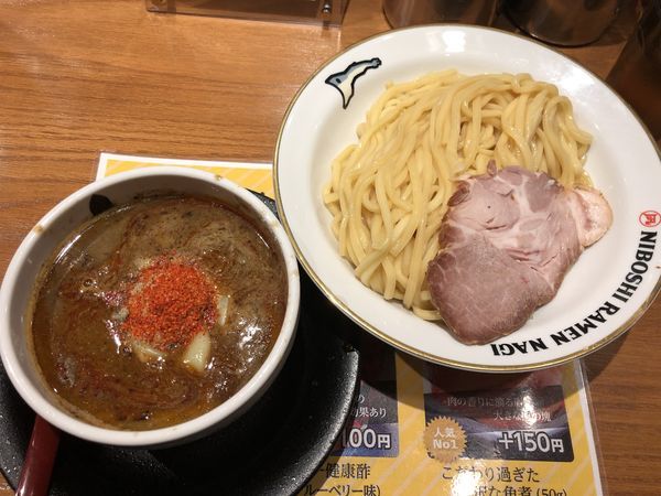 「辛い濃厚つけ麺1」@NIBOSHI TSUKEMEN 凪 新宿ゴールデン街店新館の写真