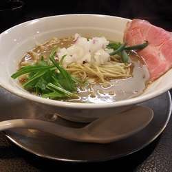 こってり　濃厚煮干し豚骨