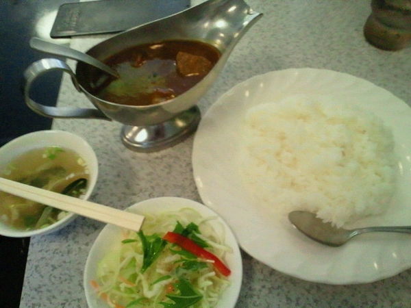 「ビーフカレー 820円」@中国料理 珍満賓館の写真