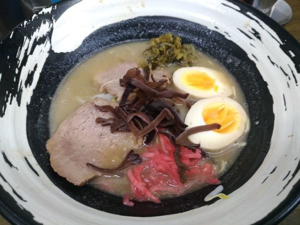 「【限定】 とんこつラーメン」@麺屋よしすけの写真