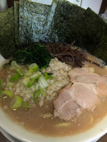 「ラーメン780円+のり120円」@うまいヨ ゆうちゃんラーメンの写真