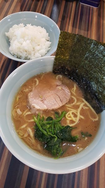 「ラーメン」@横浜家系らーめん 武源家 前沢店の写真