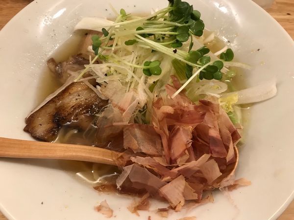 「ラーメン こはく 900円」@river RAMENの写真