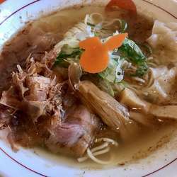 追い鰹醤油ラーメン