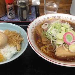 ネギラーメンと玉子ごはん