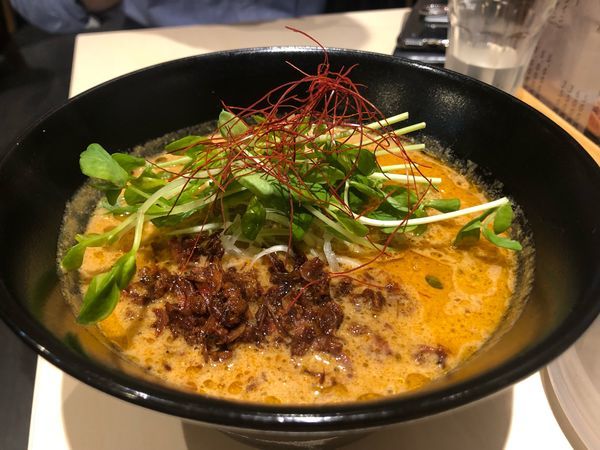 「濃厚海老担々麺」@海老麺総本家 地元家 五稜郭店の写真