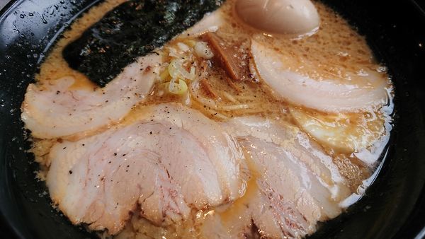 「げんこつチャーシュー麺+味玉」@らあめん花月嵐 松戸六実店の写真