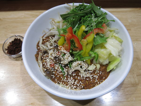 「回鍋肉びゃんびゃん麺：950円」@担々麺琉帆～RuPaN～の写真