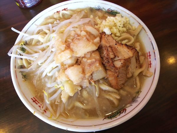 「ラーメン（豚1枚）200g　ニンニクアブラ　640円」@龍麺 ふえ郎の写真