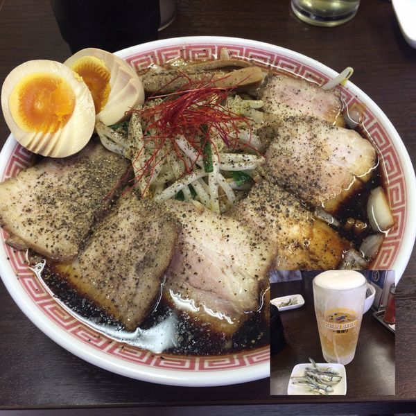 「【限定】丸めブラック(並盛)肉増し＋ニンニク＋味玉(ポイント5で」@中華蕎麦 丸め 東久留米店の写真